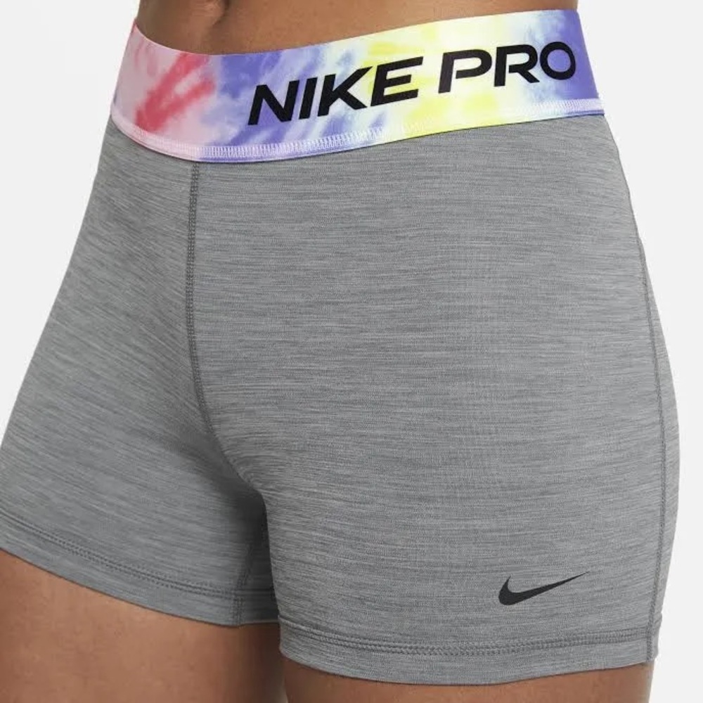 Nike Pros Grey size Medium
